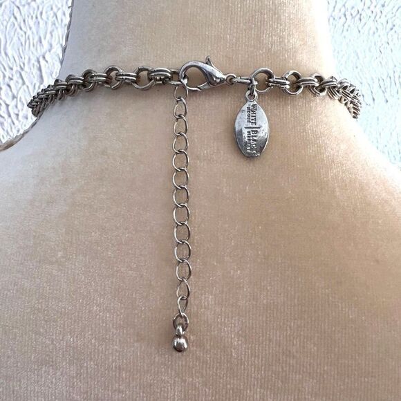 VINTAGE WHITE HOUSE | BLACK MARKET SILVERTONE‎ CHOKER NECKLACE 16 in. ext… - Picture 5 of 7